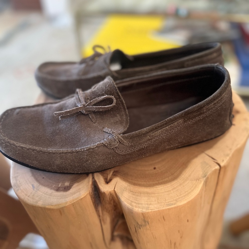 Tod's Vintage Driving Shoe Brown Suede - Picture 2 of 6